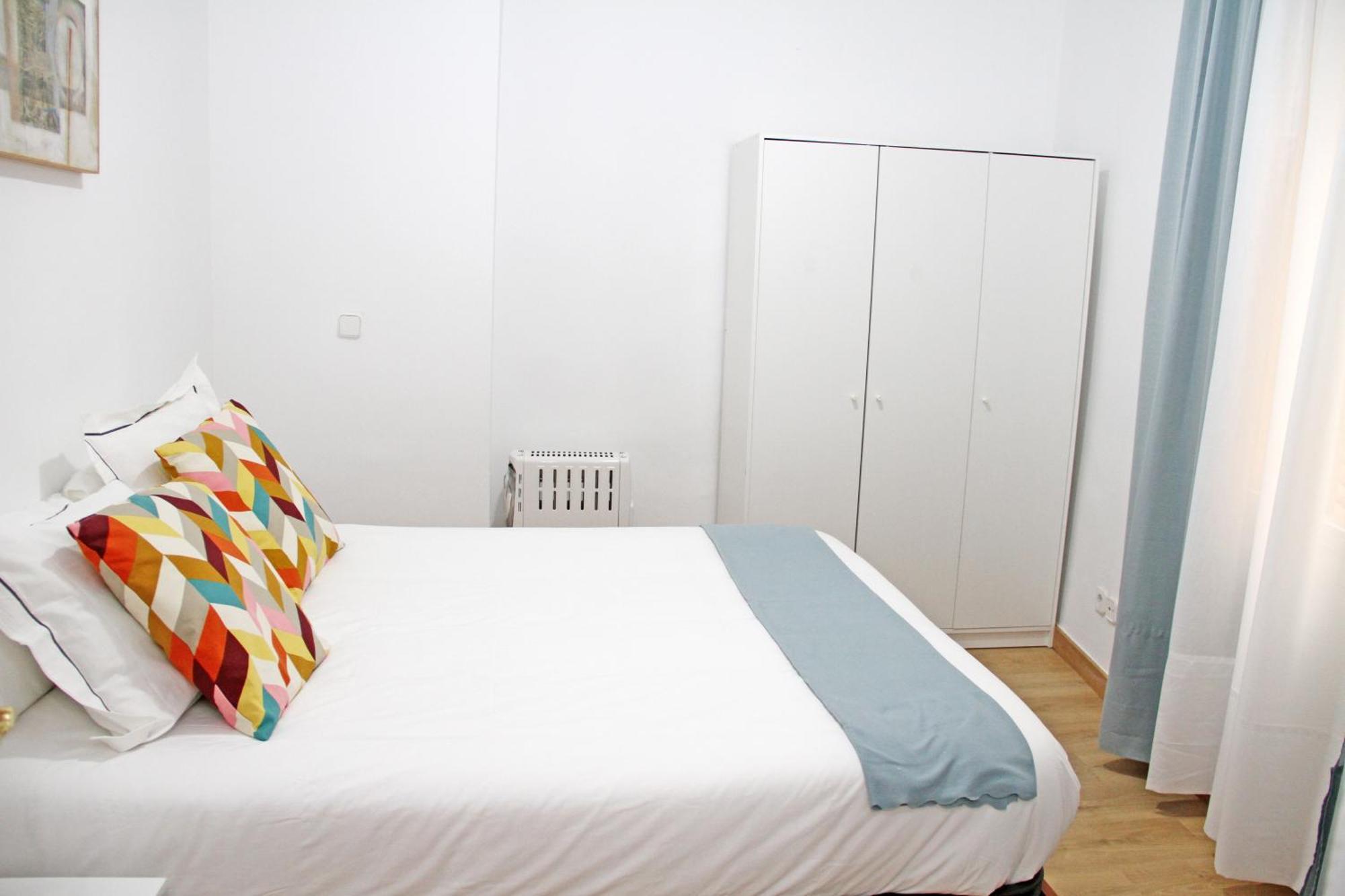Lujosos Apartamentos En El Centro De Мадрид Екстер'єр фото