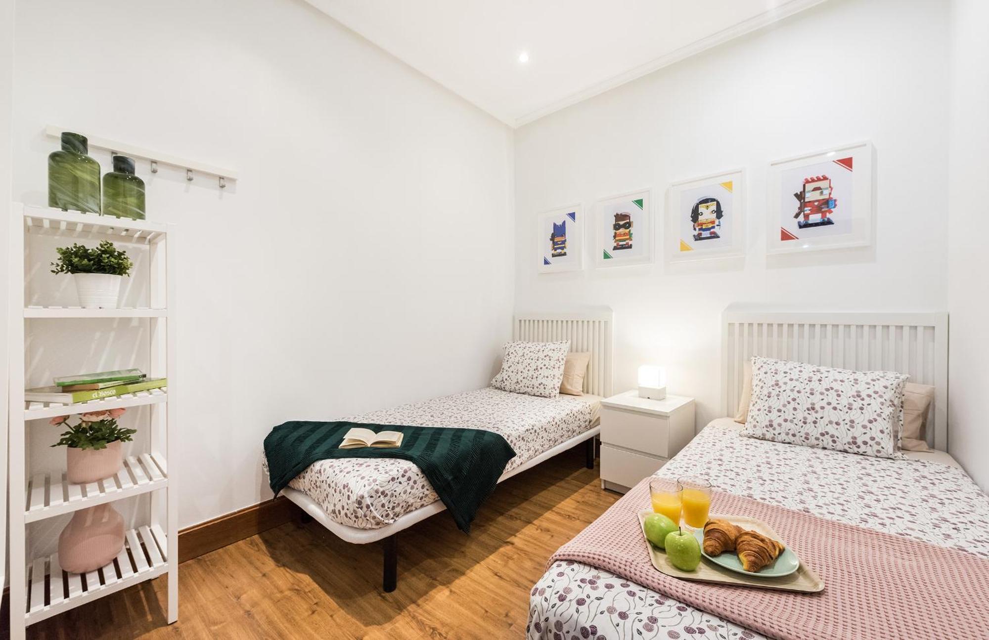 Lujosos Apartamentos En El Centro De Мадрид Екстер'єр фото